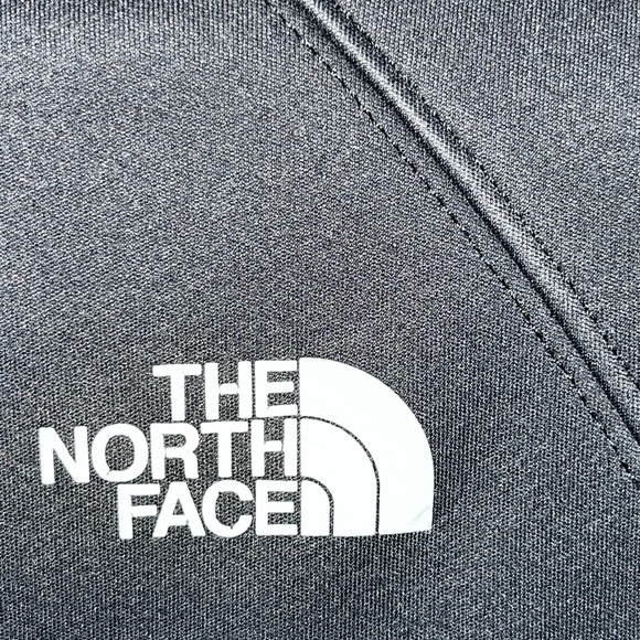 NORTHFACE Soft Shell size small - Picture 2 of 3